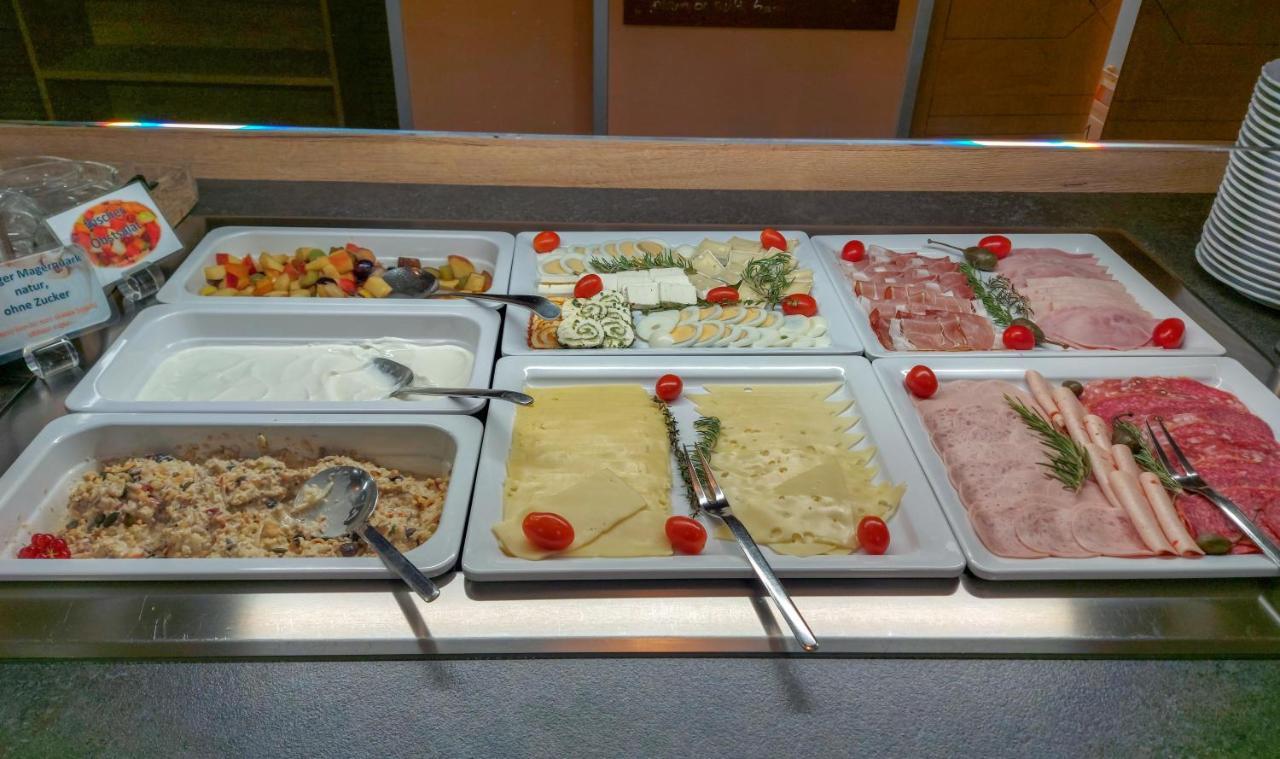 Hotel Primavera Parco Fürth エクステリア 写真