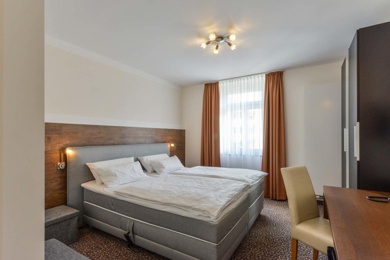 Hotel Primavera Parco Fürth エクステリア 写真