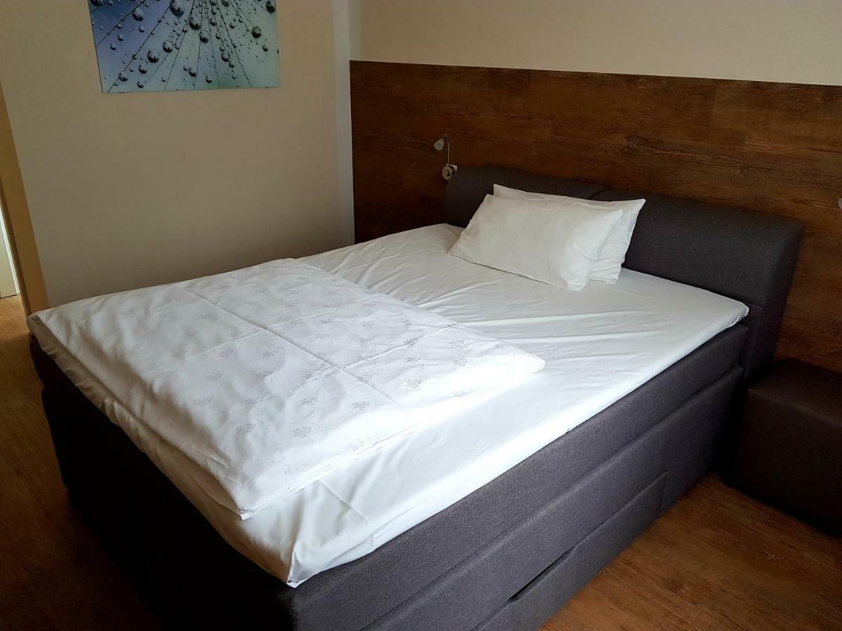 Hotel Primavera Parco Fürth エクステリア 写真